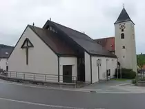 Gleiritsch, Pfarrkirche St. Maria Magdalena, Chor und Westturm sp�tgotische, Langhaus erbaut 1978 (04.06.2017)