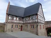 Hering, Kommandantenhaus von 1524 in der Festung Otzberg (25.07.2020)