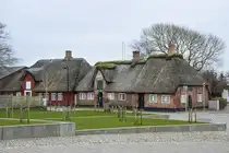 Friesenh�ser an der M�llegade in der Kleinstadt H�jer (deutsch Hoyer) in Nordschleswig (S�nderjylland). Aufnahme: 18. M�rz 2024.
