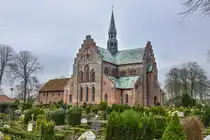 Die Klosterkirche von Lügumkloster (dänisch Løgumkloster) in Nordschleswig/Sønderjylland. 
Aufnahme: 18. März 2024.