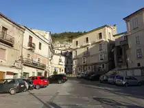 Morano Calabro, H�user in der Via Maddalena (06.04.2024)