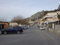 Stilo, Huser an der Viale Roma (10.04.2024)