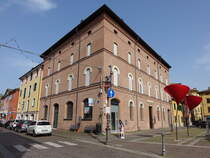 St. Agata Bolognese, Palazzo an der Piazza dei Martiri (11.04.2024)