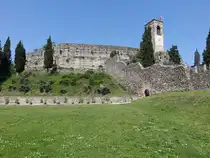 Cavriana, Castello Gonzaga, erbaut im 13. Jahrhundert (12.04.2024)