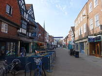 Salisbury, Huser und Geschfte in der High Street (11.05.2024)