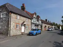 Berwick St. James, historische H�user in der High Street (11.05.2024)