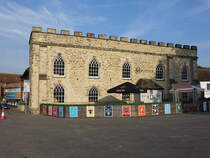 Taunton, Mackenzies Bar am Castle Green Platz (12.05.2024)