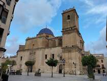 Elche, Basilica de Santa Maria, 10.06.2024. Damals unter maurischer Herrschaft war eine Moschee der Almohaden.