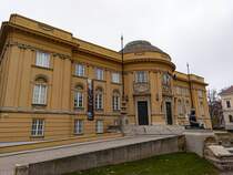 Gebudes des Dri Mzeum in Debrecen. hier gibt es unter anderem ethnografische und archeologische Austellungen. Foto: Dezember, 2023.