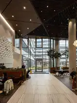 Foyer (�ffentlich zug�nglich) der Zentrale HQ (Headquarter) der  Ungarische Telekom  (Tochterfirma der Deutsche Telekom) in Budapest, �llői �t, fotografiert in Dezember, 2023.