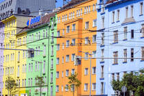 Bunte Gebude am Wiedner Grtel in Wien. Aufnahme: 20. Mai 2024.