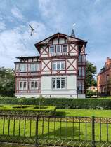 Villa Quisisana an der Strandpromenade im Ostseebad Binz im Juni 2024