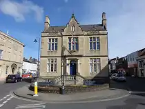 Devizes, Geb�ude St. John House in der High Street (17.05.2024)