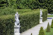 Wien - Skulpturen im Belvedere Schlosspark. Aufnahme: 20. Mai 2024.