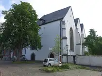 Lippstadt, evangelische Br�derkirche am Johannes Westermann Platz, erbaut 1281 (11.06.2024)