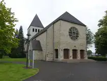 Geseke, Pfarrkirche St. Marien, erbaut von 1954 bis 1957 (10.06.2024)