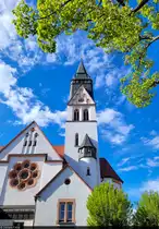 Vom Gr�n umrahmt: die katholische Kirche St. Gertrud in der Lutherstadt Eisleben.

🕓 27.4.2024 | 16:41 Uhr