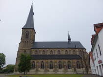 Lippborg, Pfarrkirche St. Cornelius und Cyprianus, erbaut von 1857 bis 1859 durch Vincenz Statz (10.06.2024)