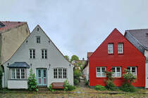 Diese kleine Stadthuser waren in der Nhe der Johanniskirche zu sehen. (Flensburg, Juni 2024)