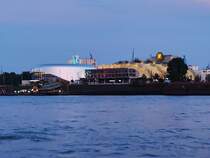 Hamburg - Die Musicalhuser  Die Eisknigin  und  Knig der Lwen , 05-2024