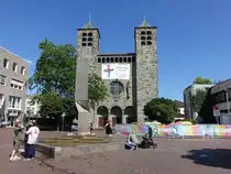 Unna, Pfarrkirche St. Katharina, erbaut von 1933 bis 1934 durch die Architekten Flerus und Konert (08.06.2024)