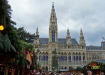 Wiener Chriskindelmarkt 2007. Das Rathaus stellt einen Adventskalender da.