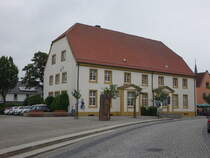 Oelde, Stadtbcherei am Hermann Johenning Platz (04.06.2024)