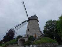 Ennigerloh, Wallhollndermhle aus heimischem Kalkstein, erbaut 1869 (03.06.2024)