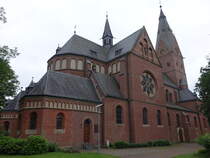 Gtersloh, kath. Pfarrkirche St. Pankratius, erbaut von 1889–1891 von dem Paderborner Dizesanbaumeister Arnold Gldenpfennig (03.06.2024)