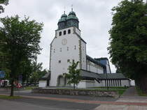 Hvelhof, Pfarrkirche St. Johannes Nepomuk, erbaut von 1928 bis 1929, Langschiff neu erbaut 1979 (03.06.2024)