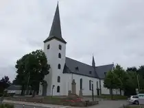 Kaunitz, Pfarrkirche St. Maria Immaculata, erbaut 1746, erweitert 1897 (03.06.2024)