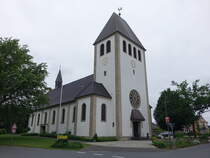Ostenland, Pfarrkirche St. Joseph, erbaut von 1920 bis 1922 (03.06.2024)