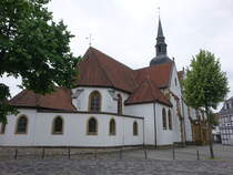 Rietberg, Pfarrkirche St. Margareta, erbaut im 13. Jahrhundert (03.06.2024)