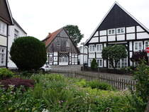 Rietberg, Fachwerkhuser am Bolzenmarkt (03.06.2024)