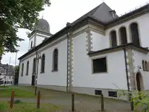 Verl, Pfarrkirche St. Anna, erbaut von 1792 bis 1801 unter dem F�rsten Wenzel Anton von Kaunitz-Rietberg (03.06.2024)