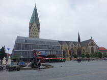 Paderborn, Dom St. Maria und Dommuseum am Domplatz (02.06.2024)