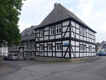 Brilon, Fachwerkhuser in der Schulstrae (01.06.2024)