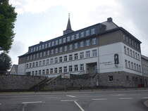 Brilon, St. Engelbert Schule in der Strae Am Derker Tor (01.06.2024)
