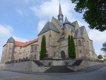 Warburg, Kloster St. Jacob von Sarug in der Klosterstrae, erbaut im 19. Jahrhundert (31.05.2024)