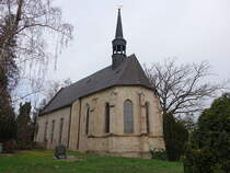 Kriebitzsch, evangelische St. Veit Kirche, romanische Saalkirche, erbaut im 12. Jahrhundert (31.03.2024)