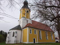 Regis-Breitingen, evangelische Lutherkirche,  romanische Chorturmkirche, erbaut im 12. Jahrhundert, barock berformt (31.03.2024)