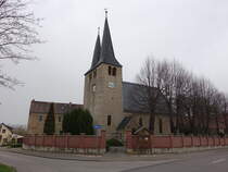 Eisdorf, evangelische Kirche, erbaut im 12. Jahrhundert (30.03.2024)