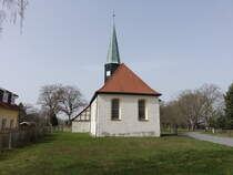 Grozssen, evangelische St. Nicolai Kirche, erbaut 1373 (30.03.2024)