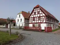 Kahnsdorf, Fachwerkhaus in der Karl Liebknecht Stra�e (30.03.2024)