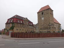 Kleingrschen, Rittergut und evangelische Dorfkirche, erbaut im 12. Jahrhundert (30.03.2024)