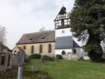 Spora, evangelische Dorfkirche, romanische Chorturmkirche, Langhaus 17. Jahrhundert (30.03.2024)