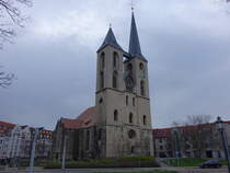 Halberstadt, evangelische St. Martini Kirche, erbaut von 1250 bis 1350, gotische Hallenkirche mit Doppelturmfassade (24.03.2024)