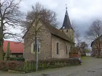 Werlaburgdorf, evangelische St. Johannes Kirche, erbaut im 12. Jahrhundert (23.03.2024)