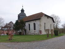 Werna, evangelische St. Johannis Kirche, erbaut im 17. Jahrhundert (22.03.2024)