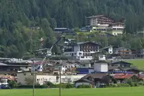 Blick aus der Achenseebahn auf Maurach am Achensee. 08.2024